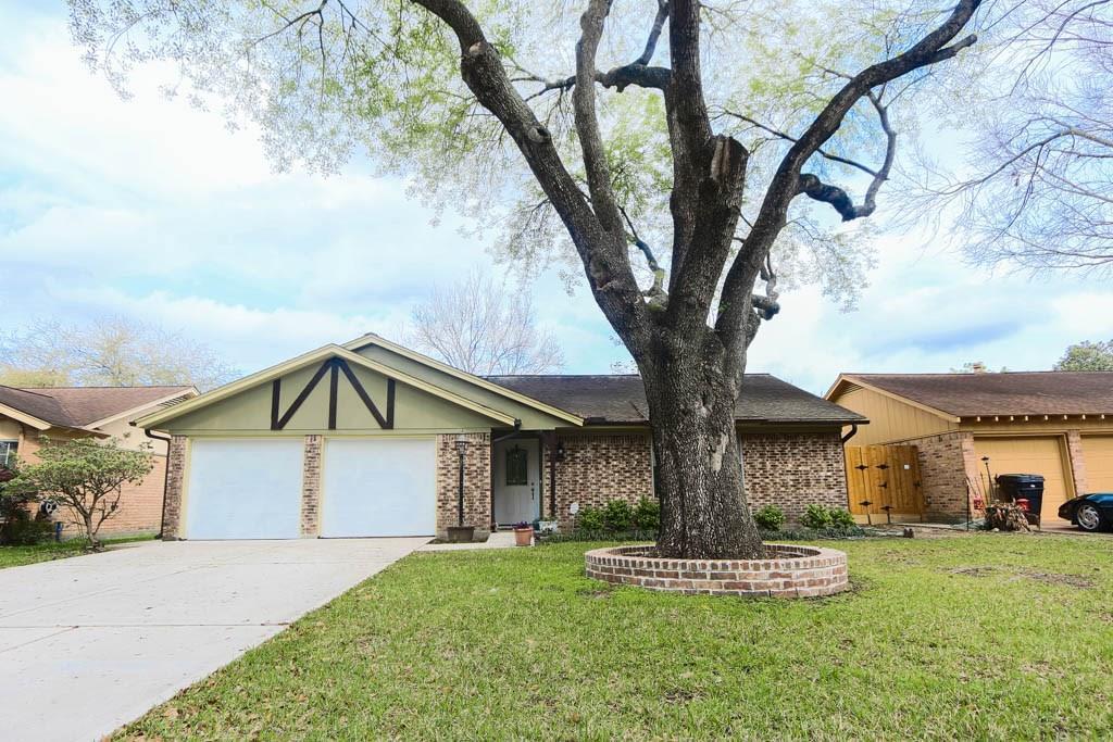 9726 Philmont Drive - Photo 1