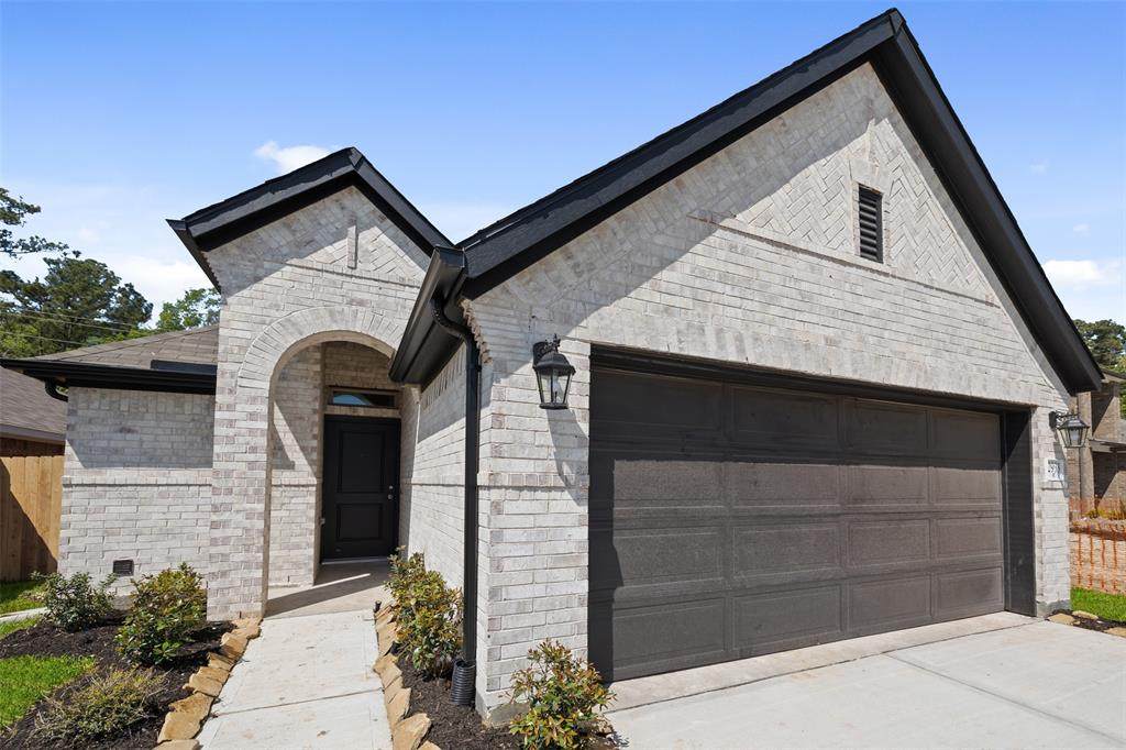 2933 Yaupon Grove Lane - Photo 1