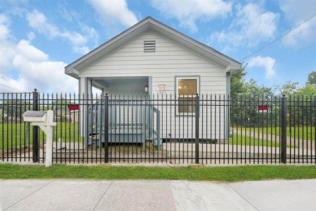 1803 Lockwood Drive - Photo 1