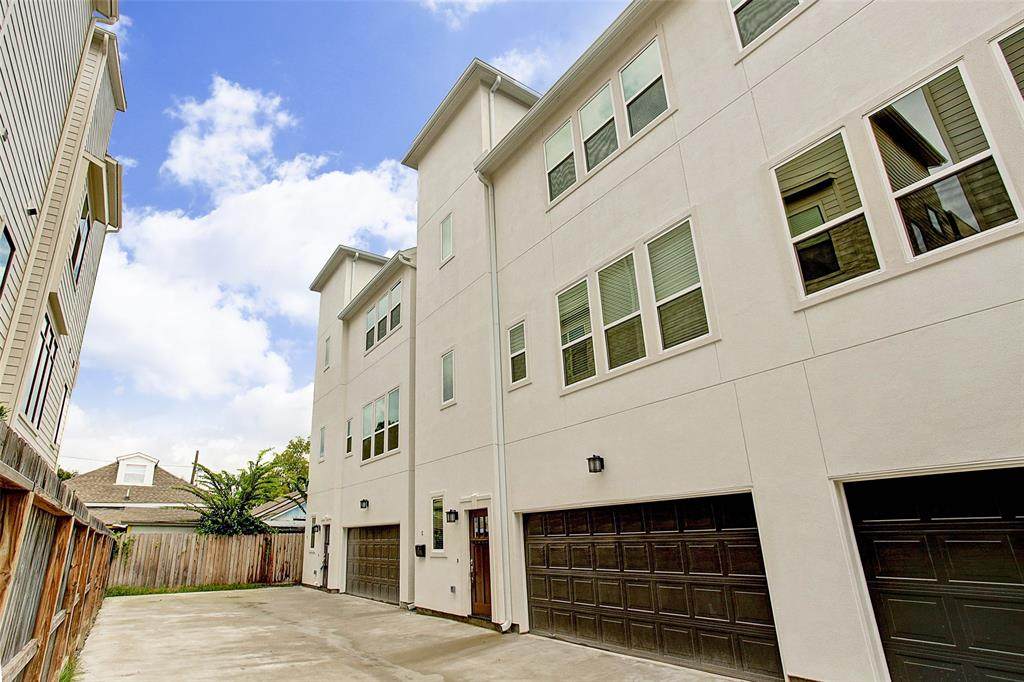1716 Ovid Street - Photo 1
