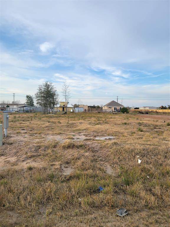 2169 Road 5502 - Photo 1