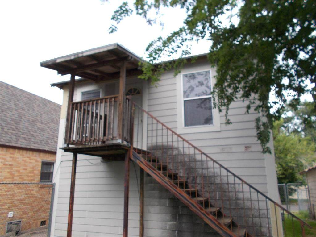 201.5 Lobit Garage Apartment Street - Photo 1