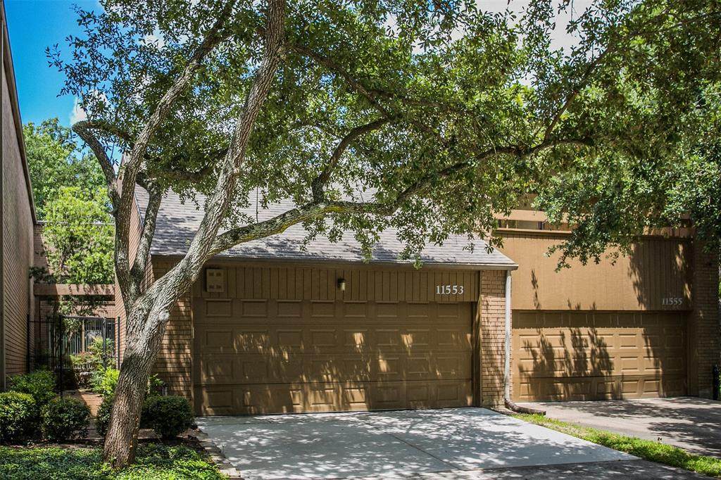 11553 Riverview - Photo 1