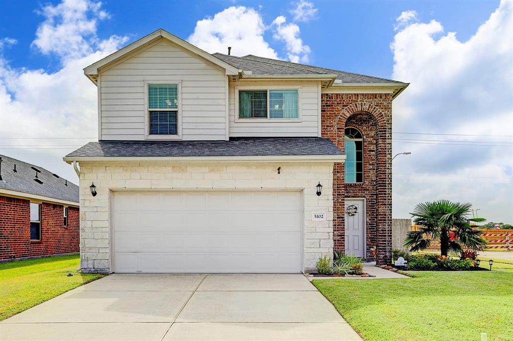 5102 Lagoon Court - Photo 1