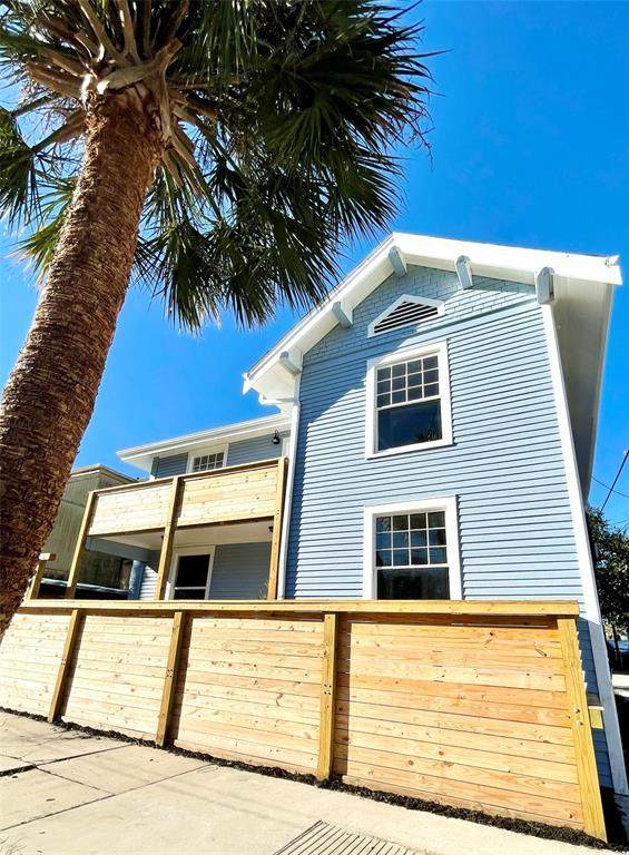 1115 22nd Street - Photo 1