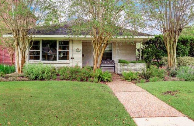 4002 Aberdeen Way - Photo 1