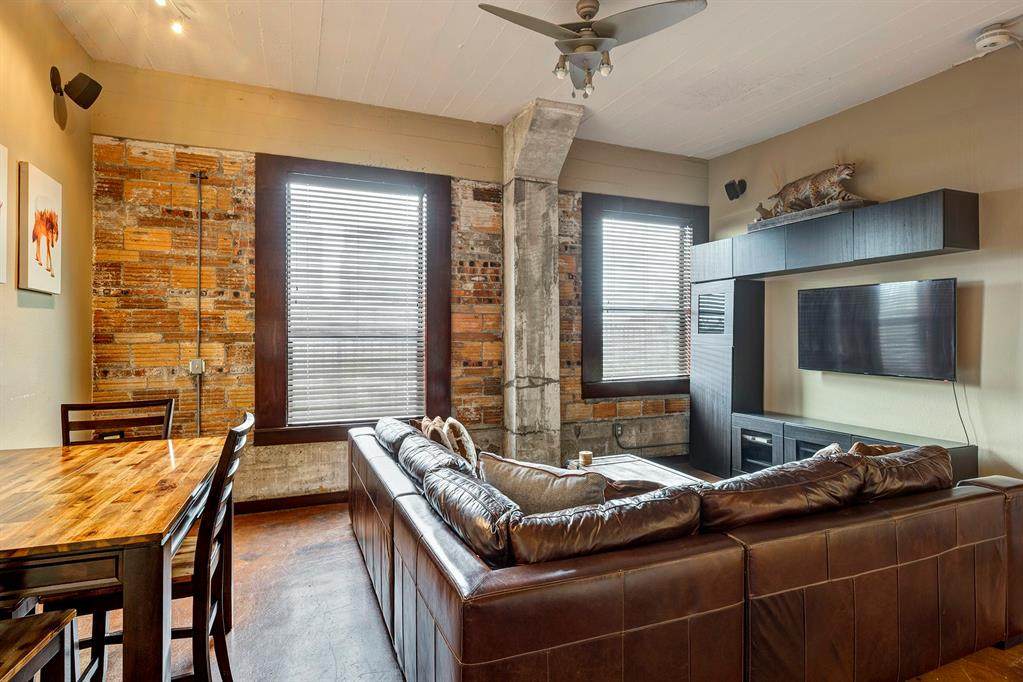 2205 Mckinney Street - Photo 1