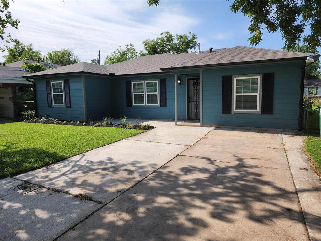 9114 Laura Koppe Road - Photo 1