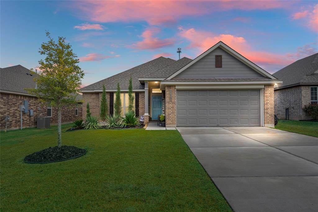 14370 Summerchase Circle - Photo 1