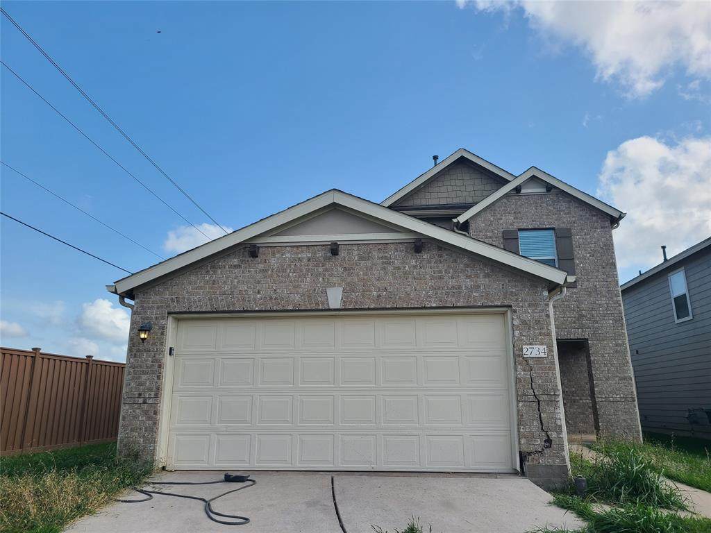 2734 Skyview Knoll Court - Photo 1