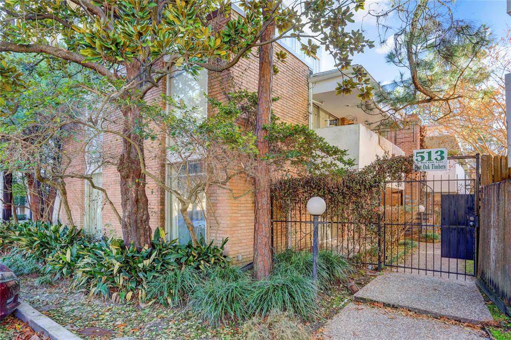 513 Post Oak Lane - Photo 1