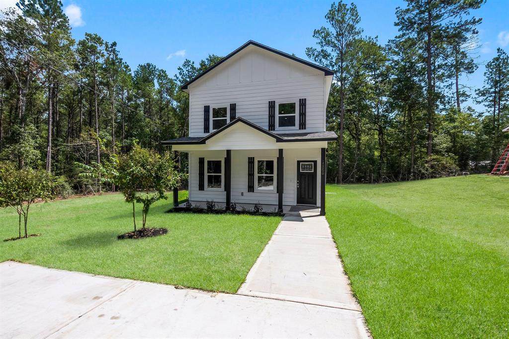 15872 Beechnut - Photo 1
