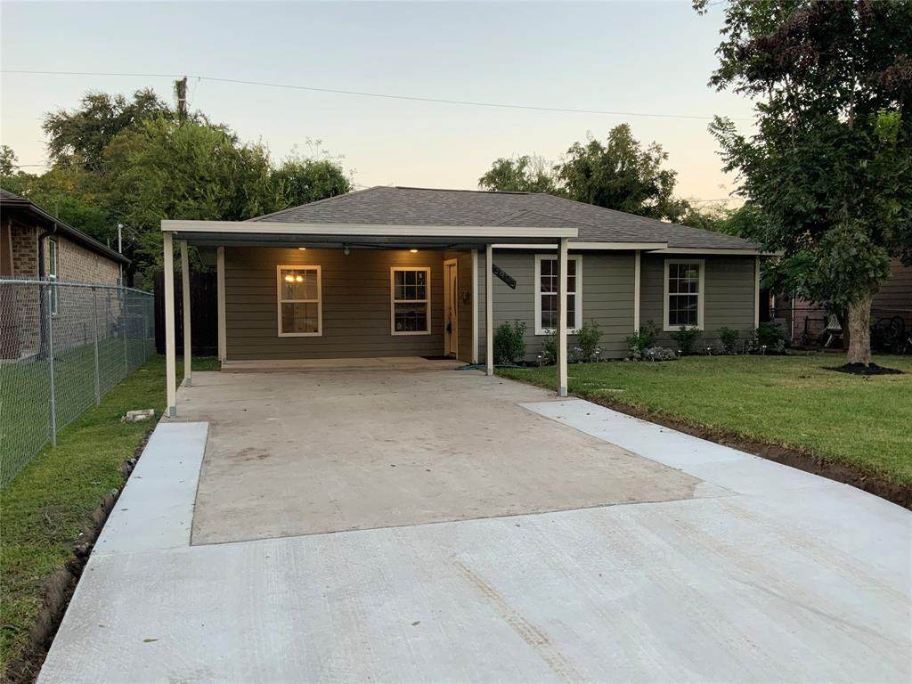3923 Florinda Street - Photo 1