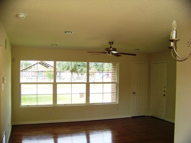 3237 Rosedale Street - Photo 1