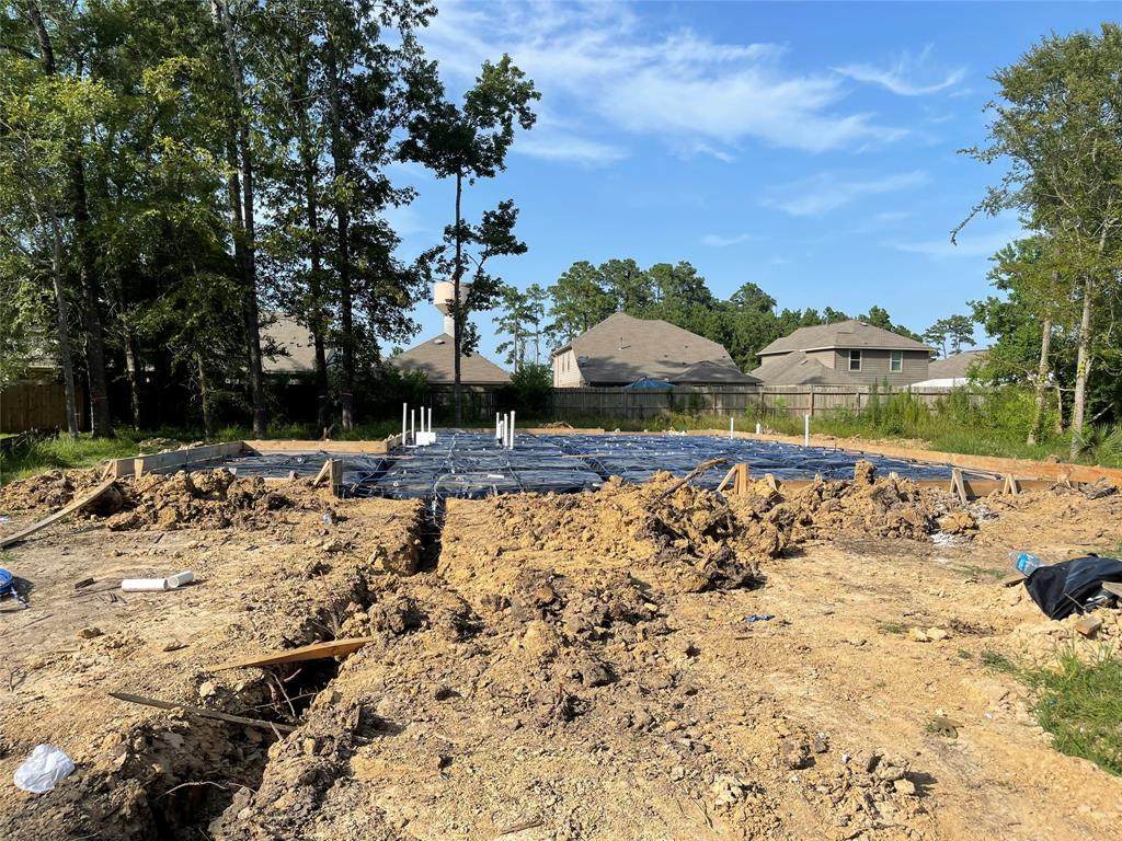 16062 Broadwater Drive - Photo 1