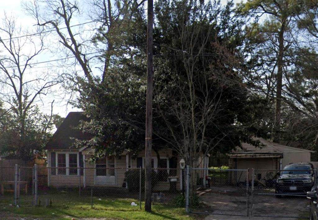 1206 Kelley Street - Photo 1