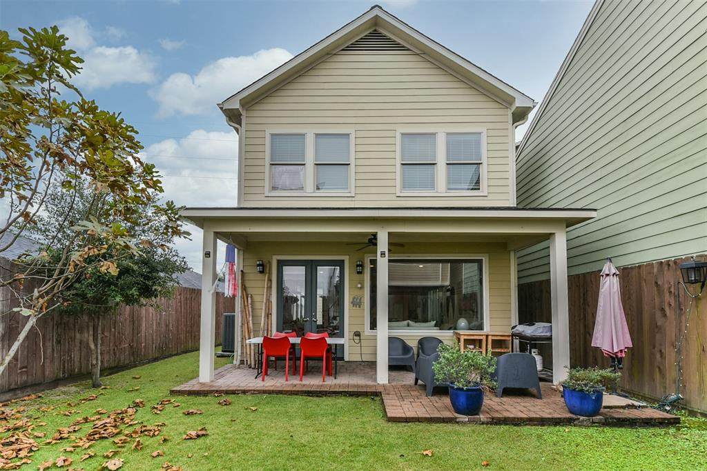 839 Herkimer Street - Photo 1