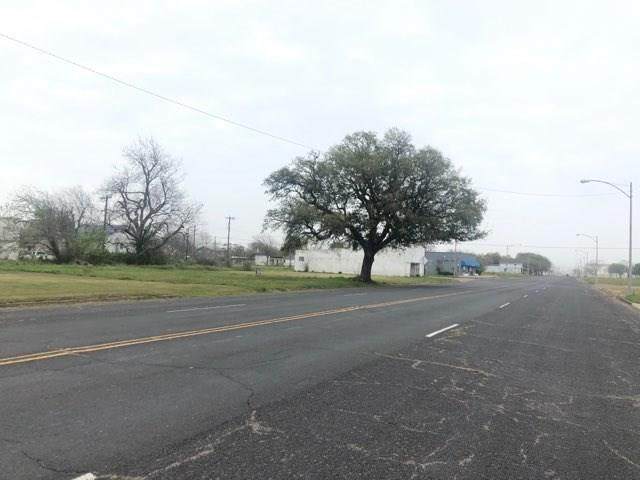 423 Texas Avenue - Photo 1