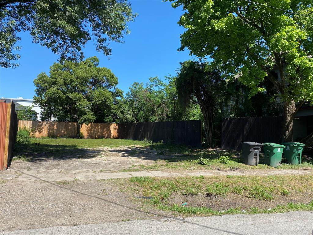 206 Drennan Street - Photo 1