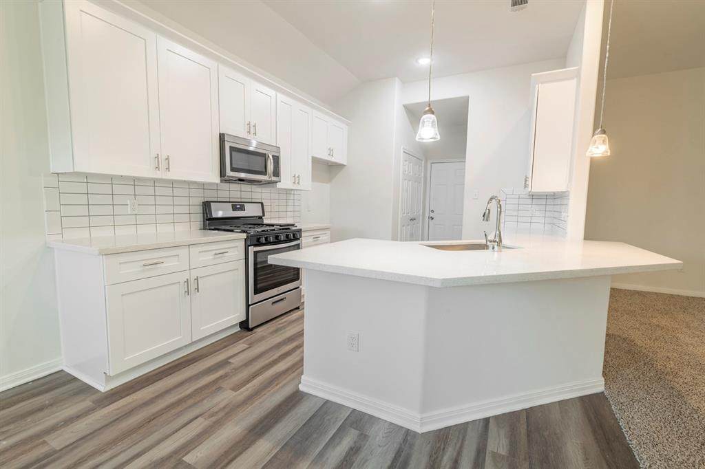 724 Prairie - Photo 1