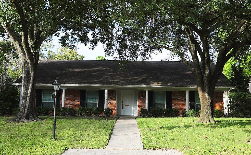 12466 Barryknoll Lane - Photo 1