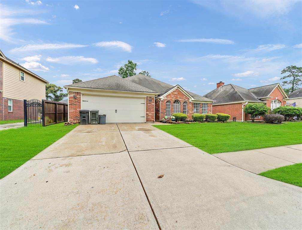 6107 Thom Road - Photo 1