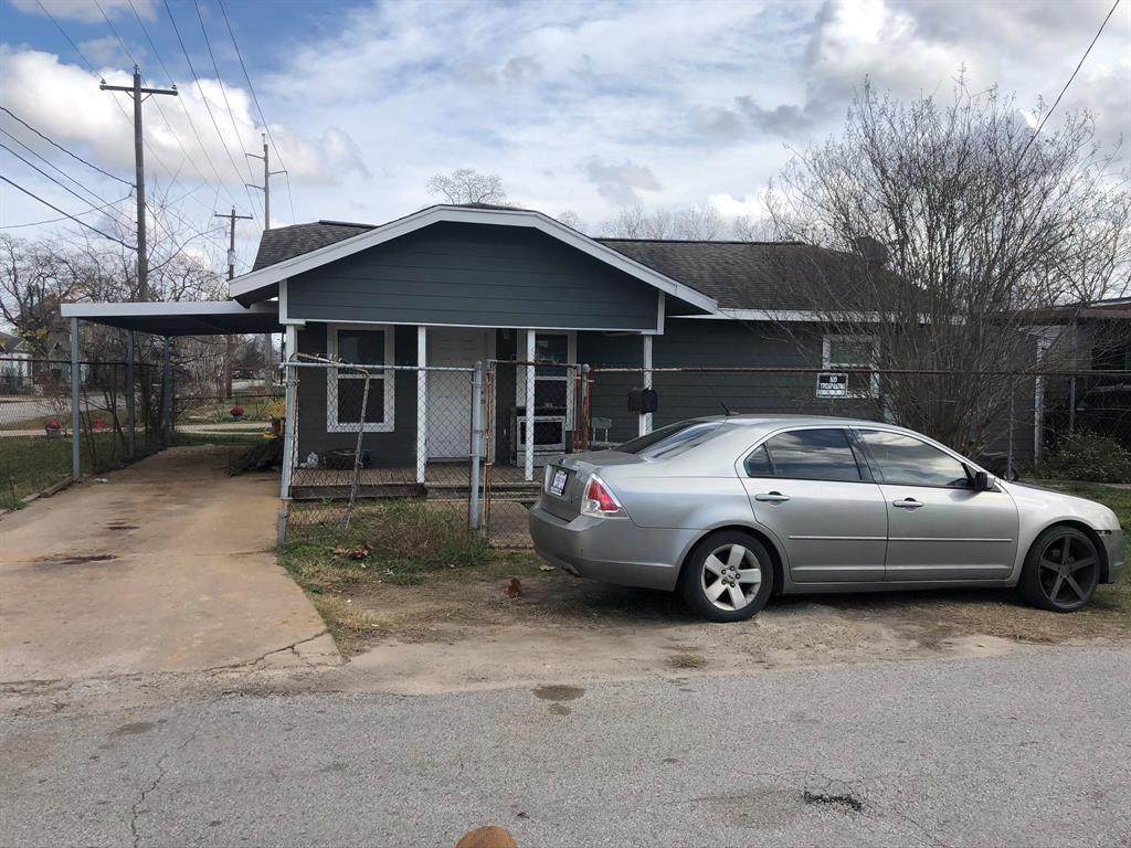 1301 Roosevelt Street - Photo 1
