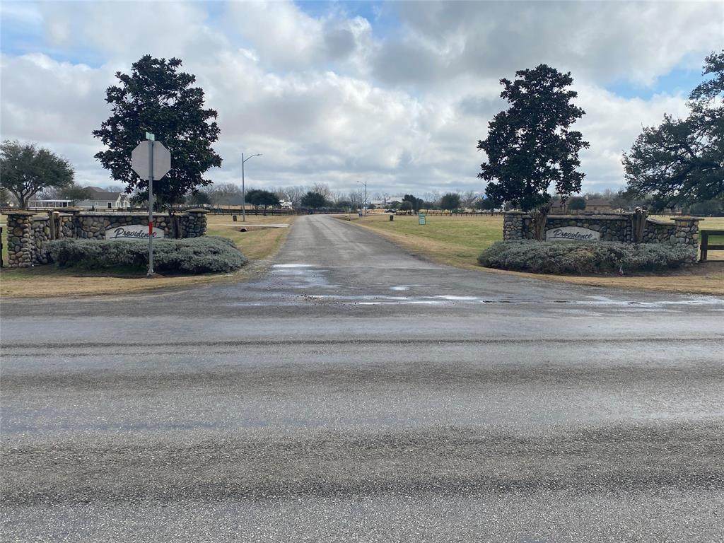 000 Providence Landing Drive - Photo 1