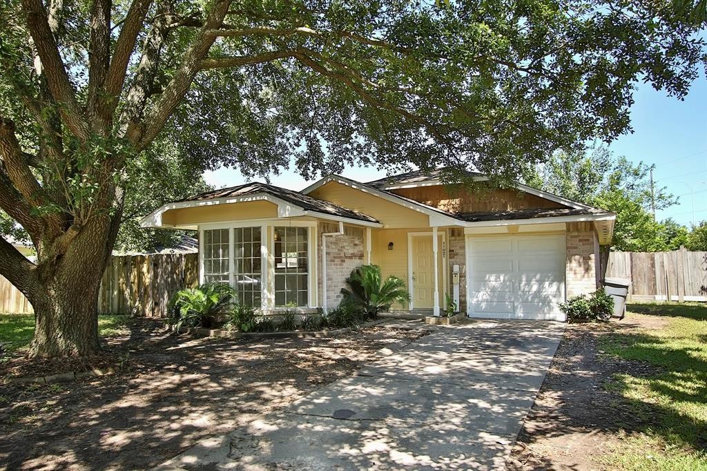 11021 Threeawn Court - Photo 1
