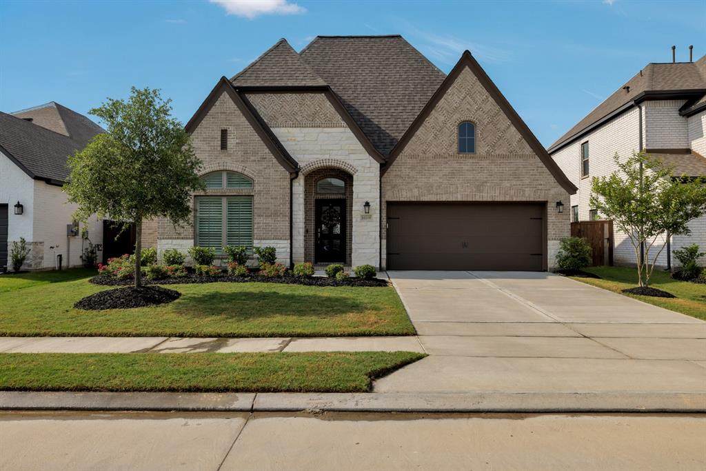 10219 Napier Drive - Photo 1