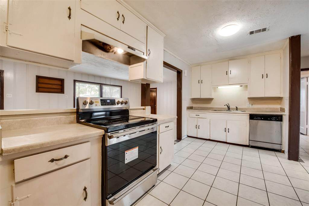 6506 Westview Drive - Photo 1