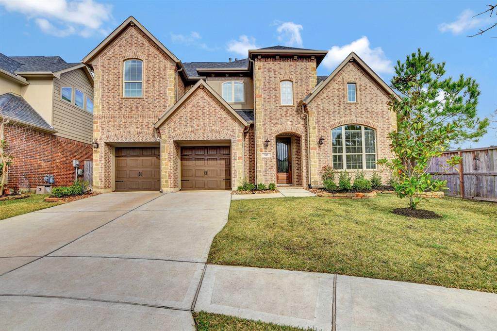 523 Arbor Point Court - Photo 1