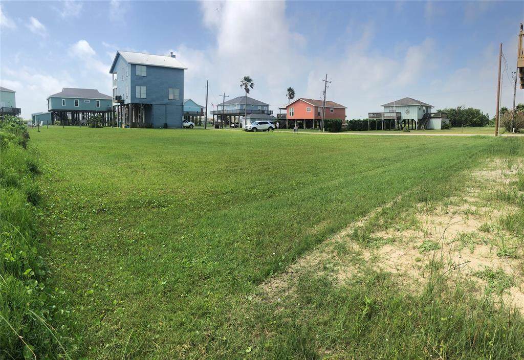 904 Magnolia Lane - Photo 1