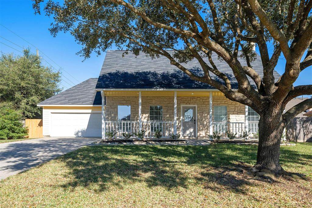 210 Adam Court - Photo 1