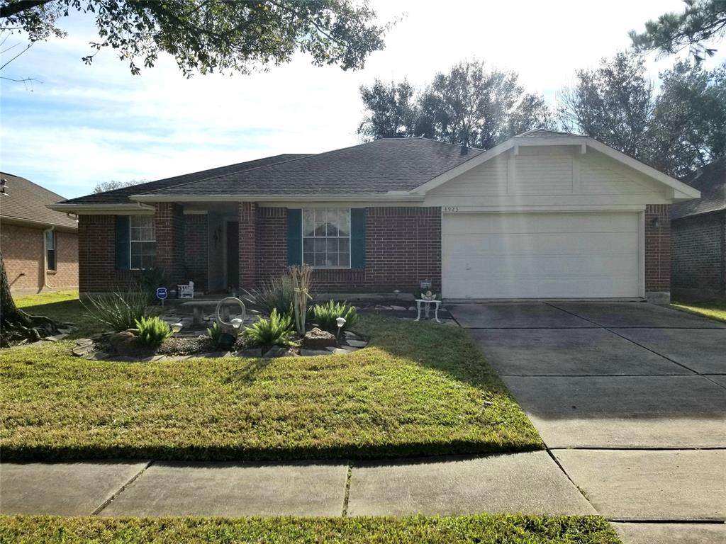 4923 Bayboro Park Drive - Photo 1