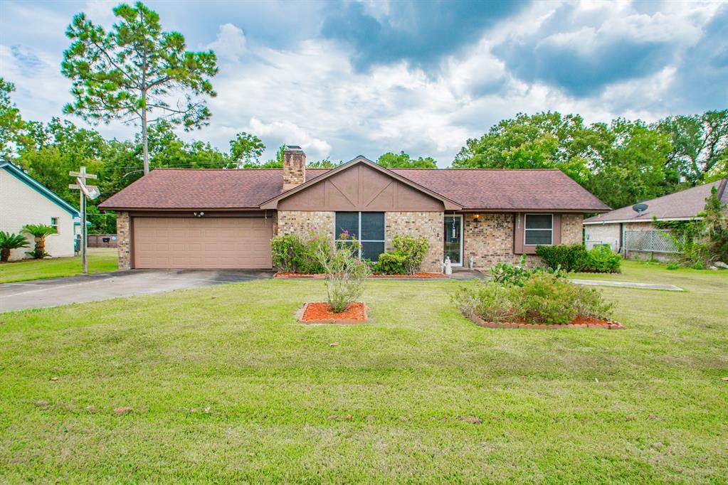 1026 County Road 769 - Photo 1