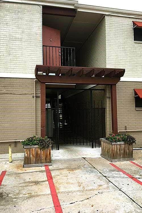 1200 Carolyn Court - Photo 1