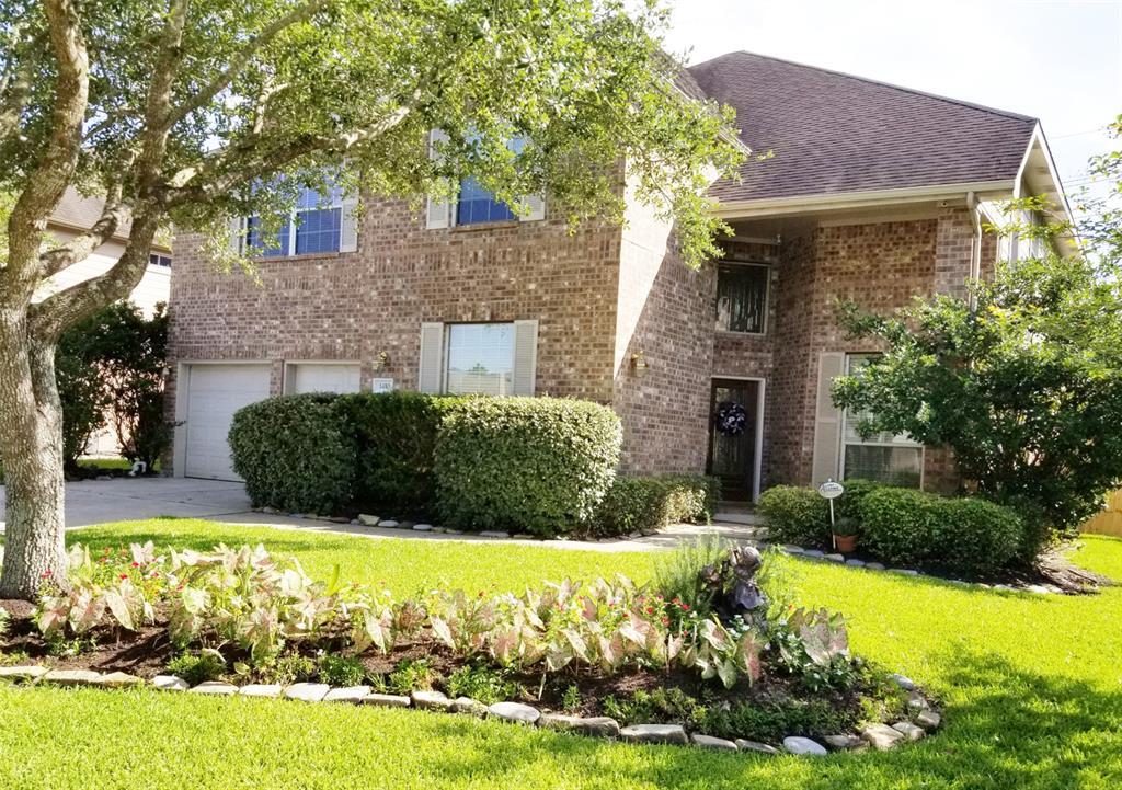 1410 Pineland Drive - Photo 1