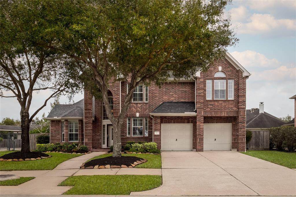 3223 Waters Edge Drive - Photo 1