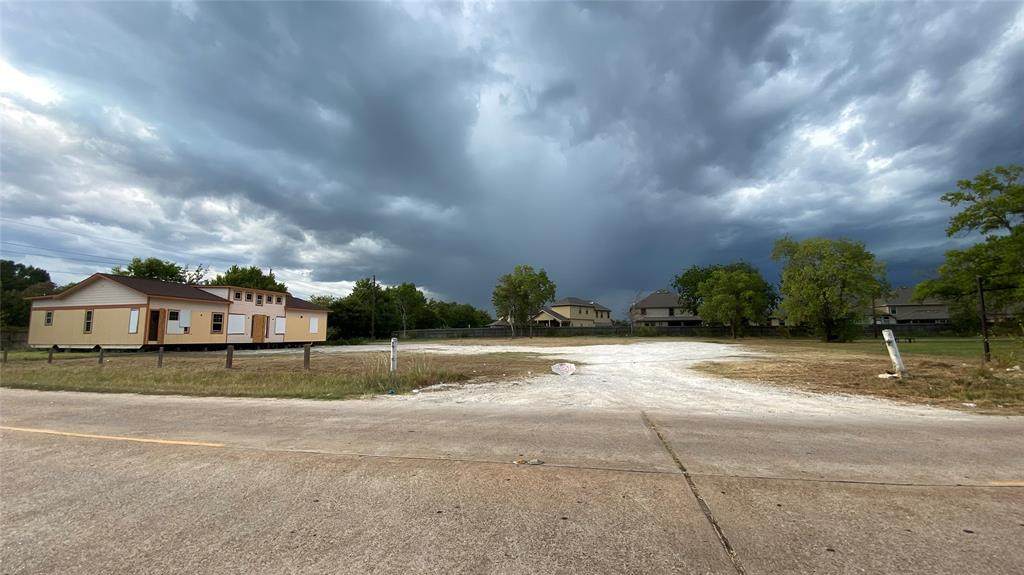 16508 Loch Katrine Lane - Photo 1
