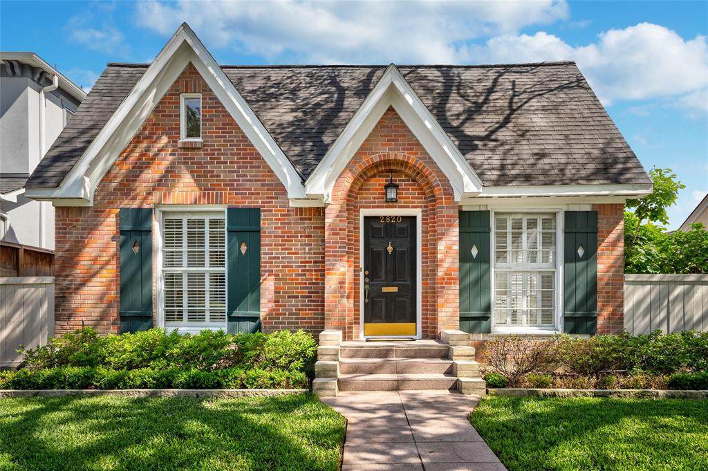 2820 Albans Road - Photo 1