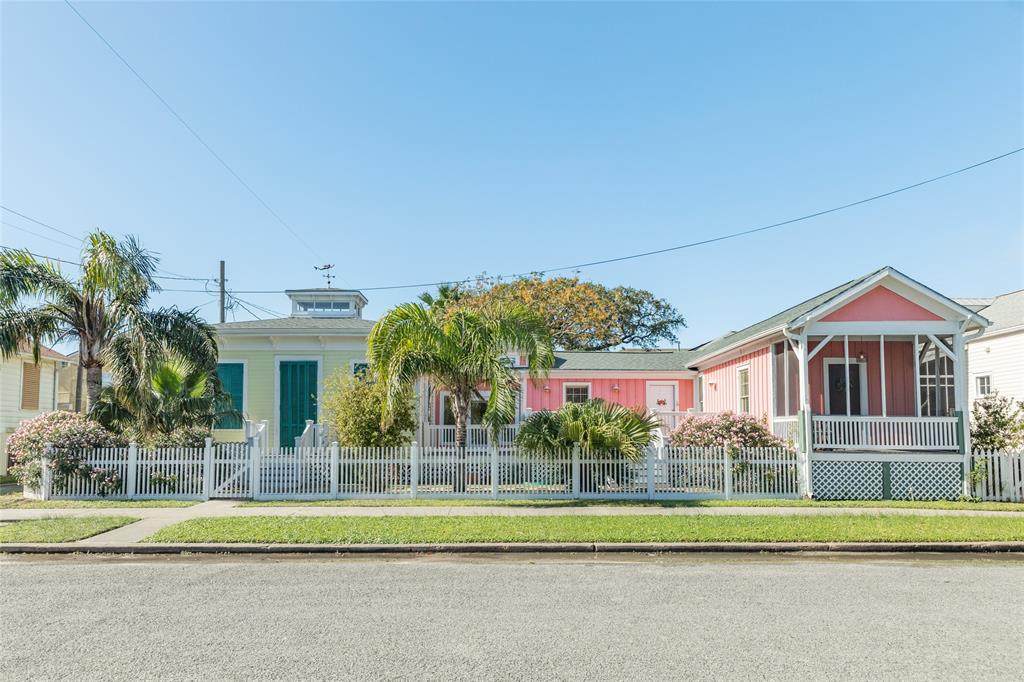 1207 15th Street - Photo 1