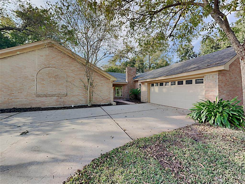 2818 Pebble Beach Drive - Photo 1