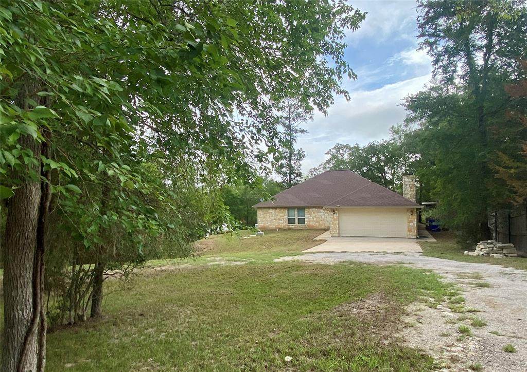 40 Martha Lane - Photo 1
