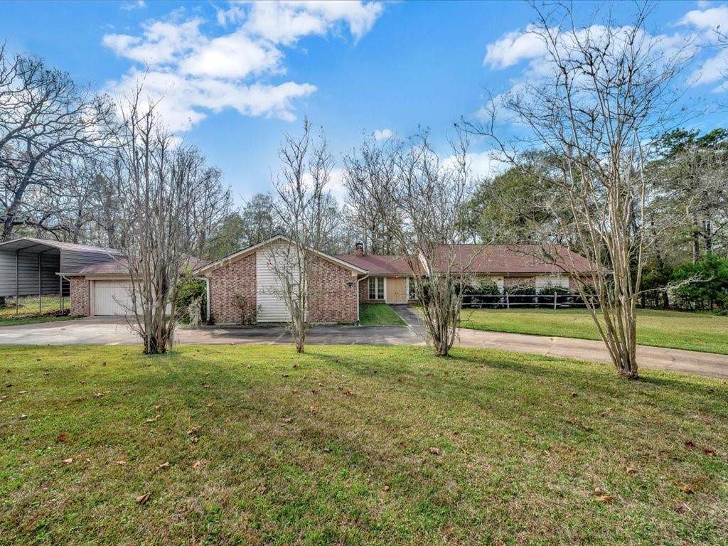 454 Brookwood Place - Photo 1
