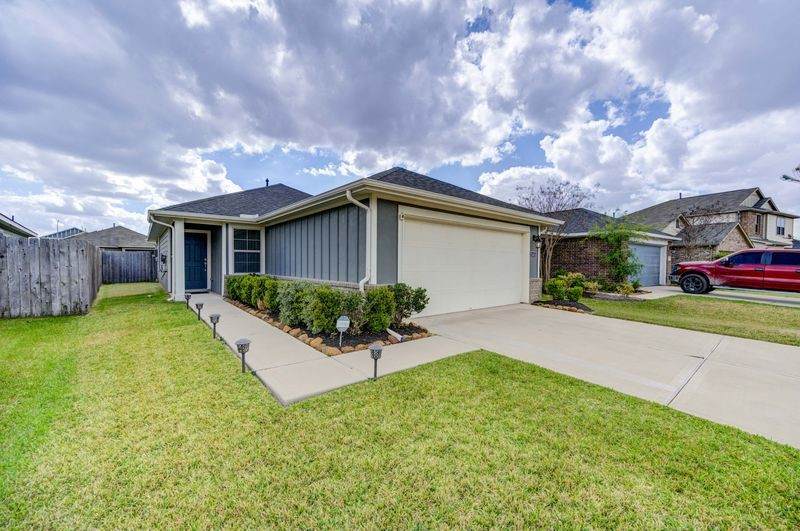 21431 Bluebonnet Cove Court - Photo 1