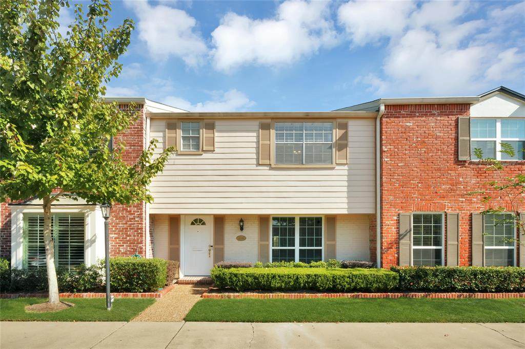 408 Bendwood Drive - Photo 1