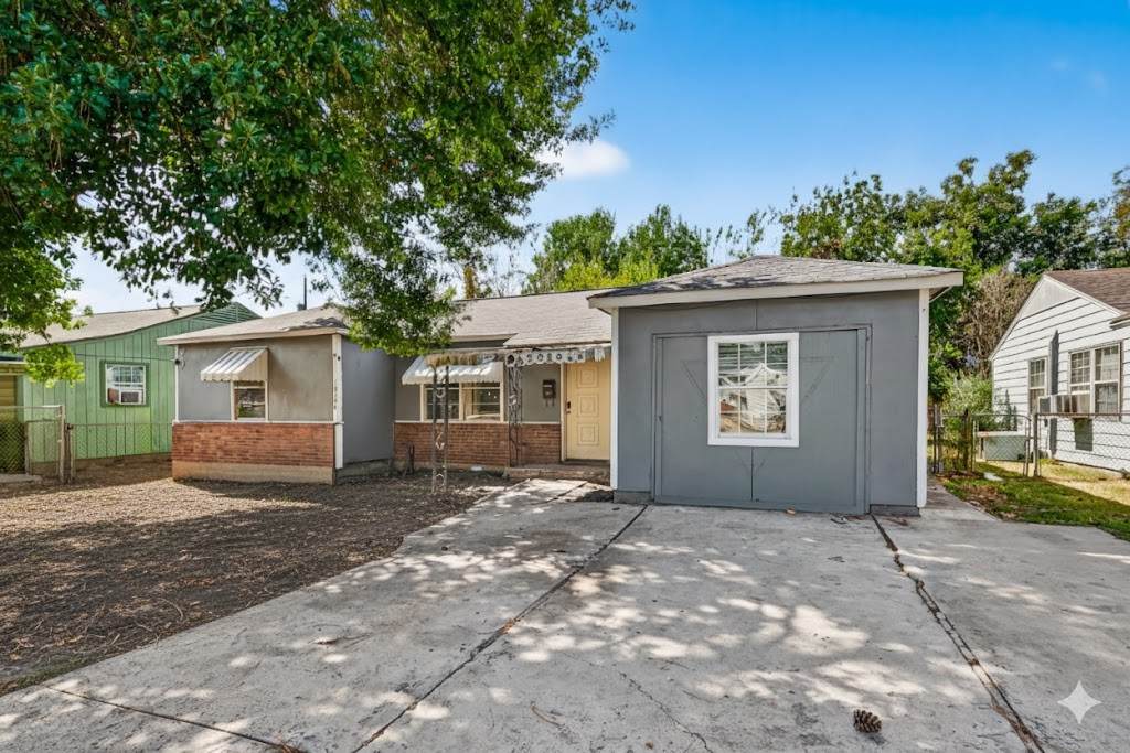 10106 Sierra Drive - Photo 1