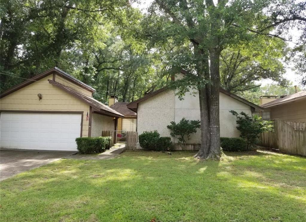 304 Hereford Drive - Photo 1