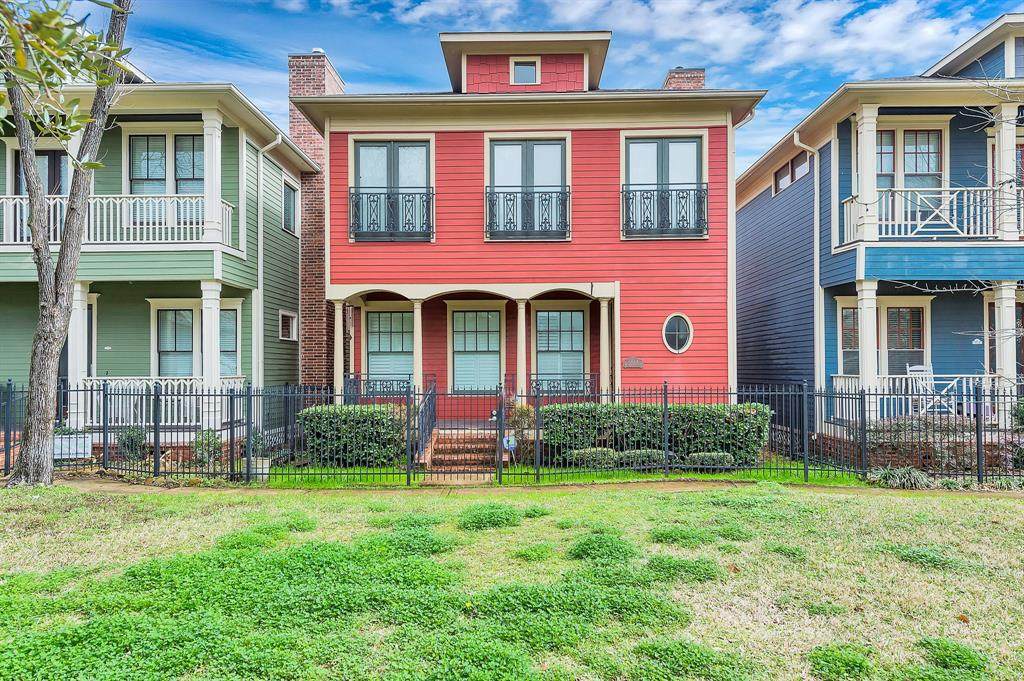 1311 25th Street - Photo 1